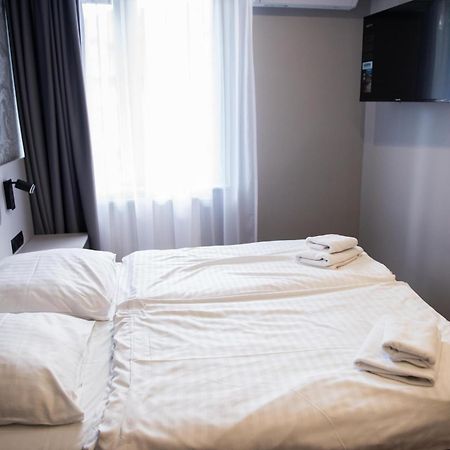 Hotel Paradiso Suchedniow Luaran gambar