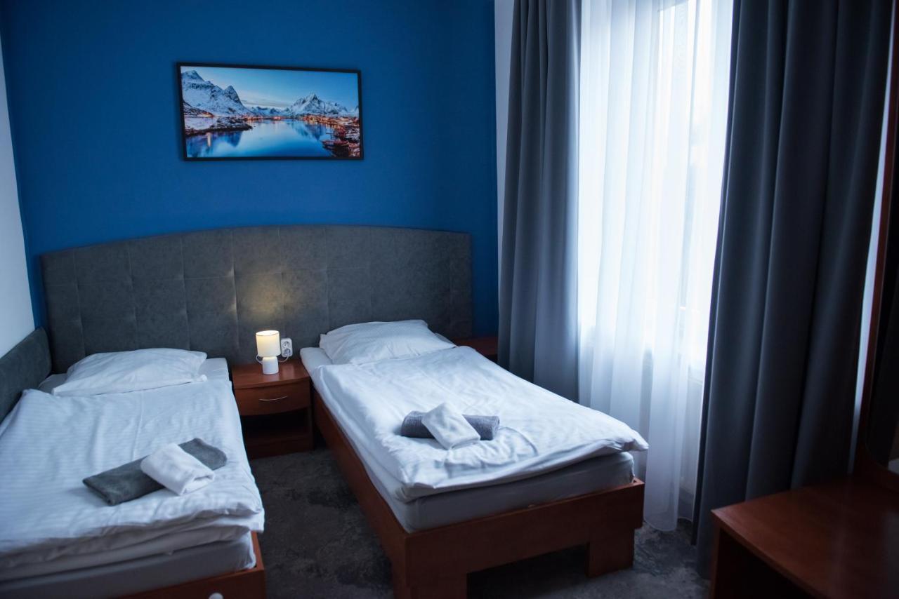 Hotel Paradiso Suchedniow Luaran gambar