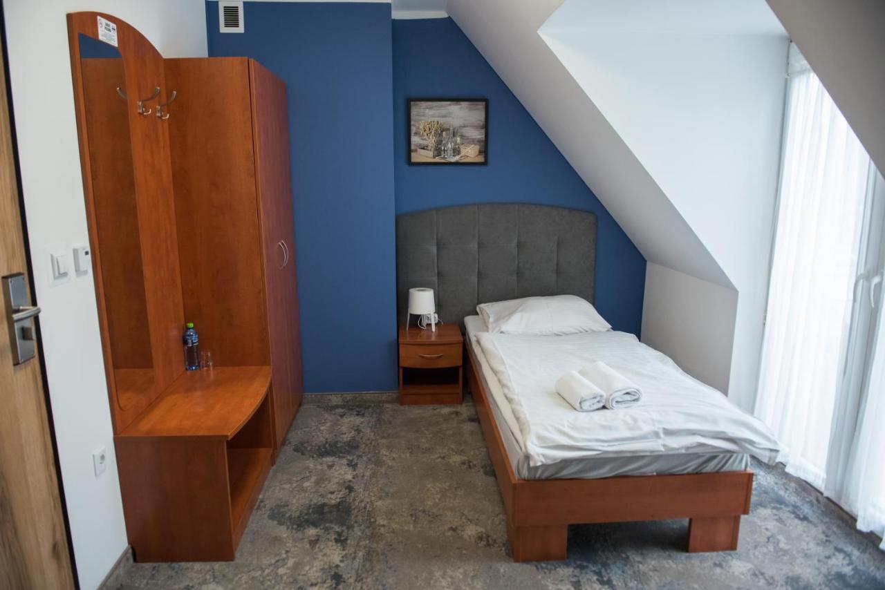 Hotel Paradiso Suchedniow Luaran gambar