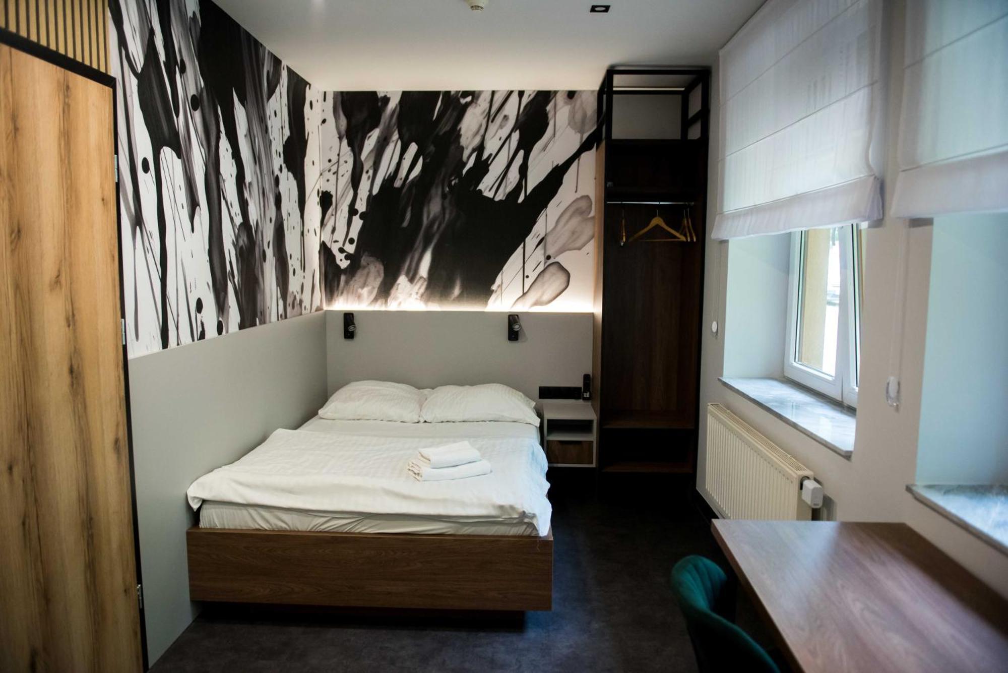 Hotel Paradiso Suchedniow Luaran gambar