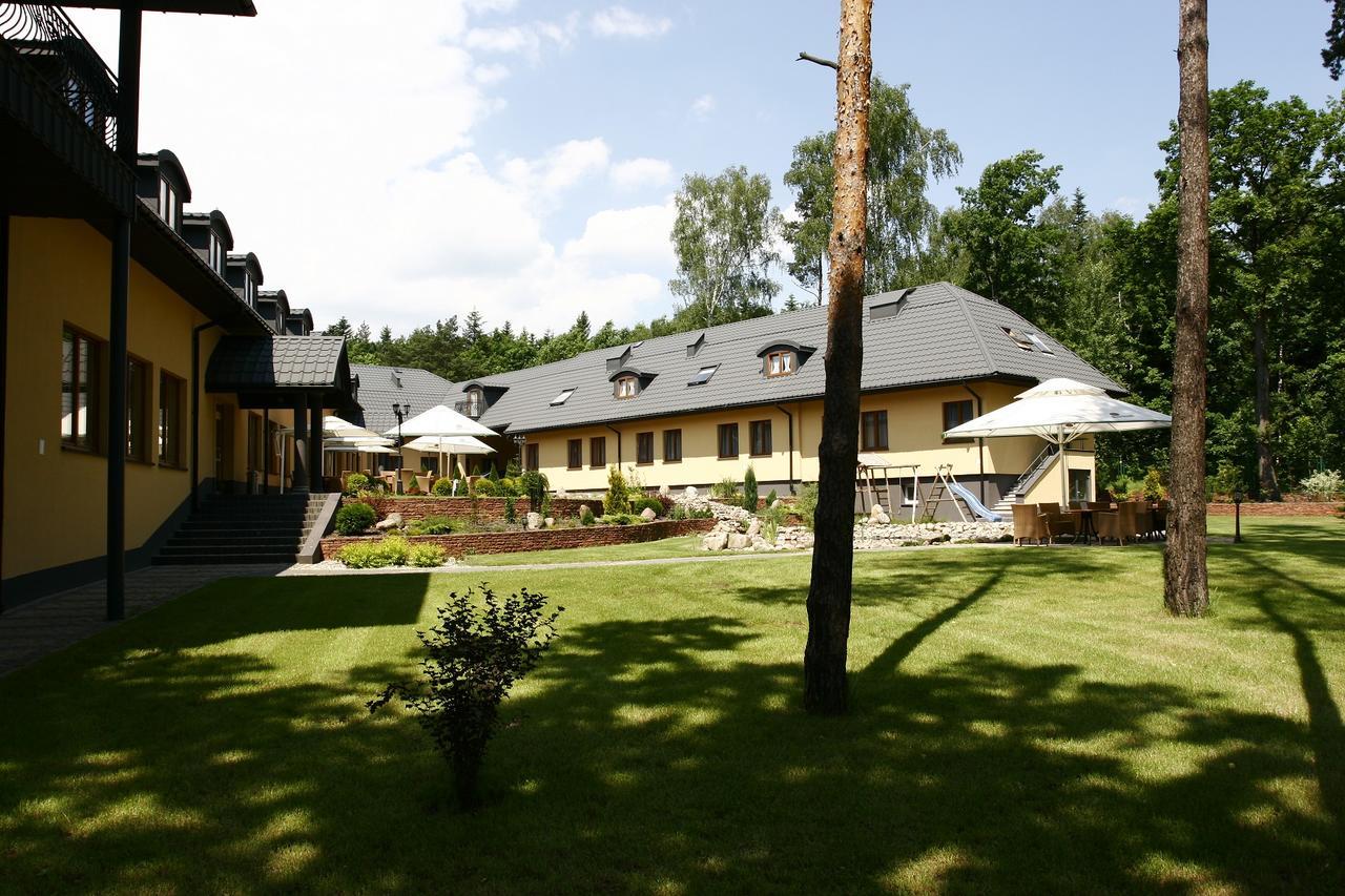 Hotel Paradiso Suchedniow Luaran gambar