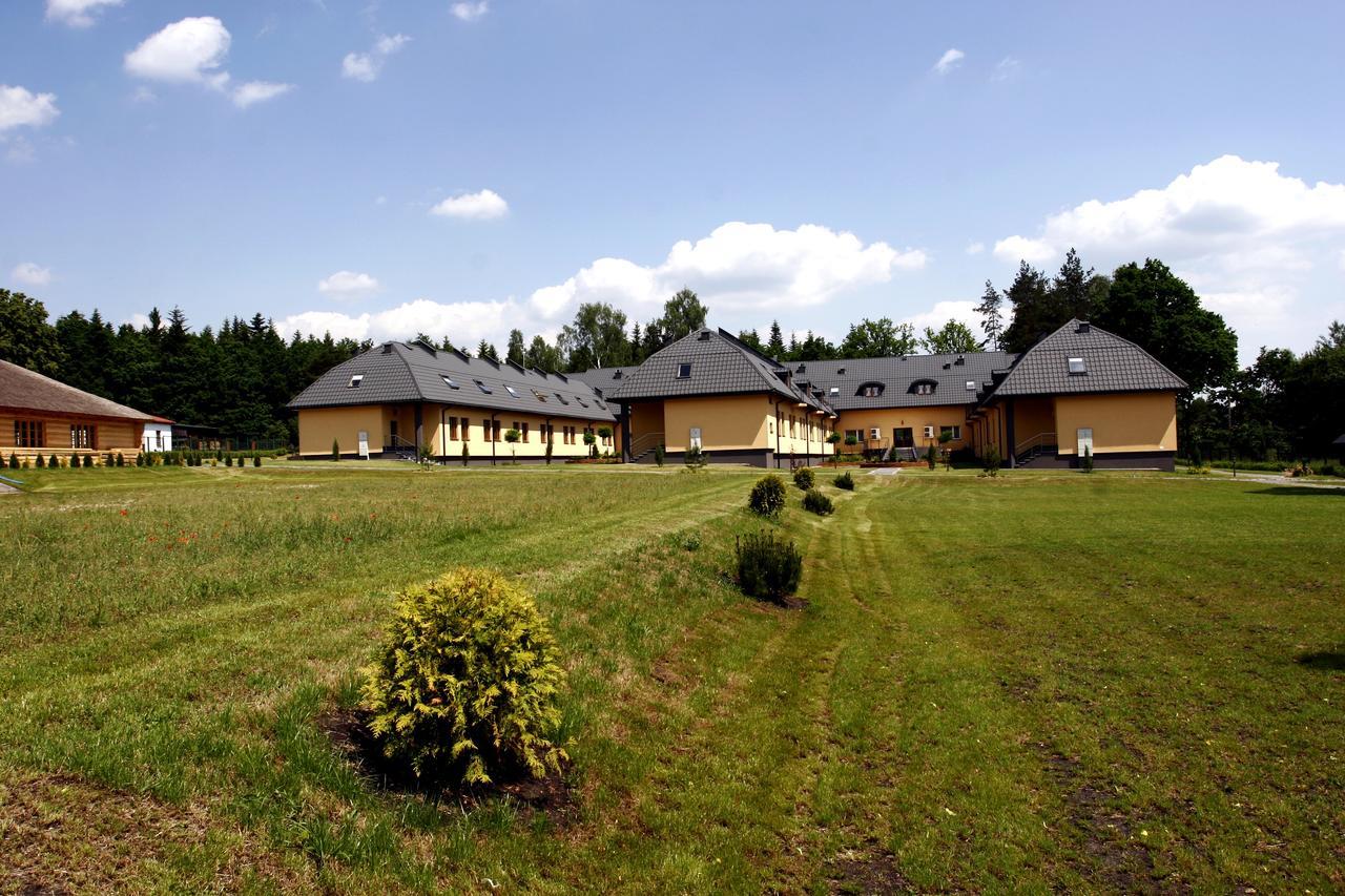 Hotel Paradiso Suchedniow Luaran gambar